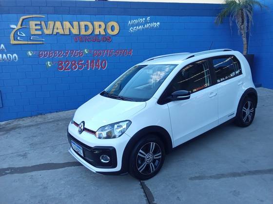 VOLKSWAGEN UP 1.0 170 TSI TOTAL FLEX XTREME 4P MANUAL VOLKSWAGEN UP 1.0 170 TSI TOTAL FLEX XTREME 4P MANUAL